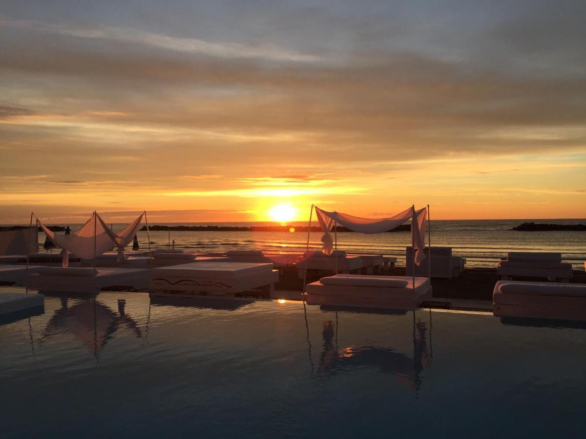 Vistamare Suite Lido Di Savio Esterno foto